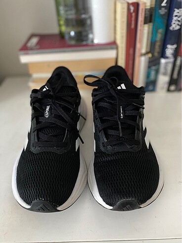 38 Beden siyah Renk Adidas spror ayakkabı