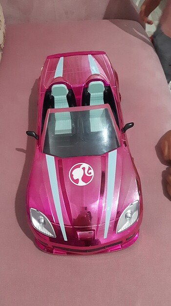 Barbie uzaktan kumandali ruya arabasi