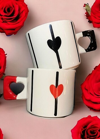 2 li Kırmızı & Siyah Zarif Kalp Kupa 2. Kalite