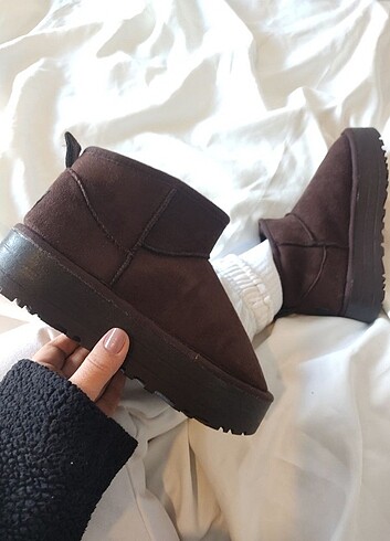 UGG bot 