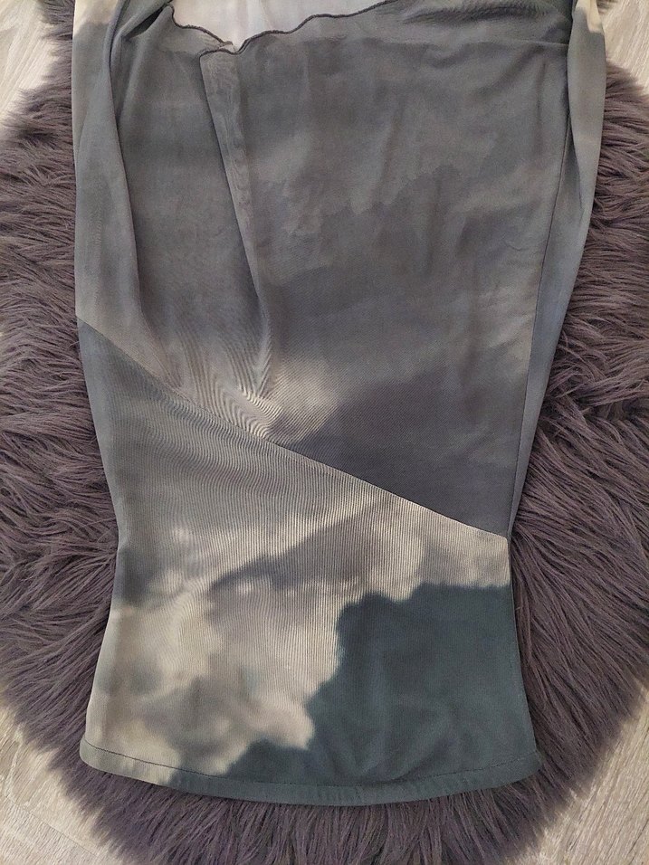 Gri Bulut Desenli Asimetrik Elbise - Görsel 5