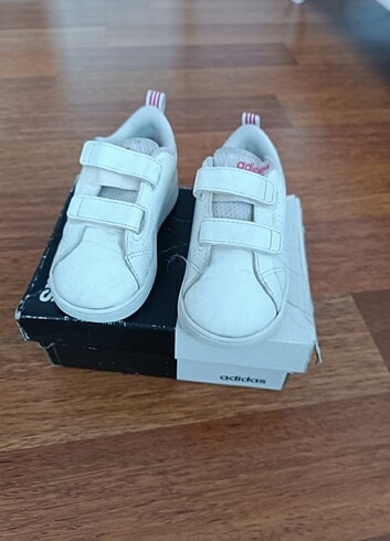 Orjinal adidas