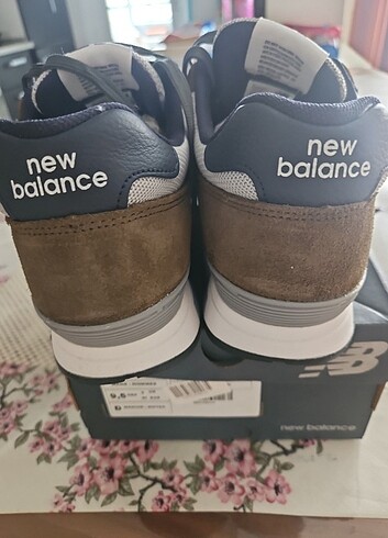 New Balance New Blance 565 model, 