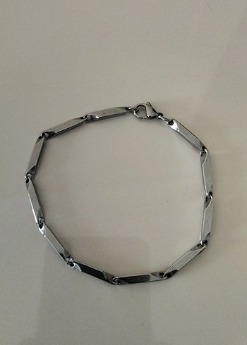 Gri Zincir Detaylı Çelik Bileklik