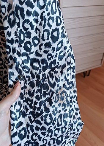 Leopar Desenli Kadın yağmurluk - Görsel 7
