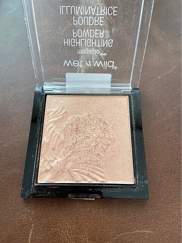 Wet n wild aydınlatıcı