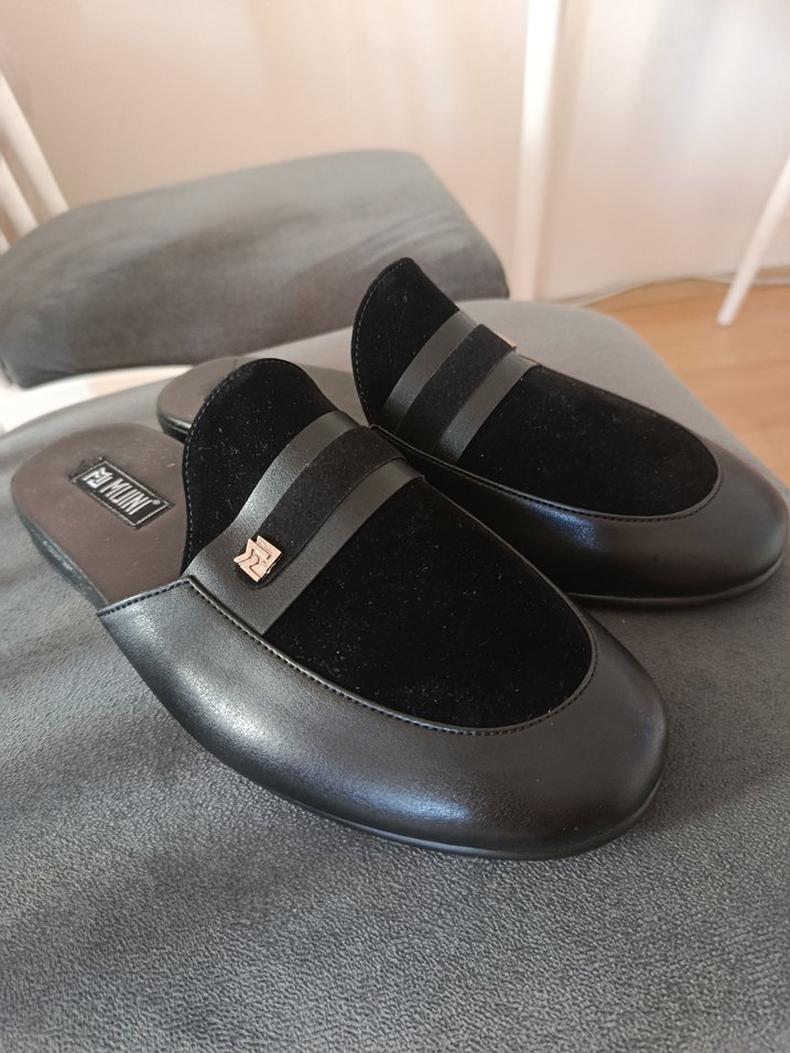 Erkek Klasik Siyah Tokalı Ev Terliği - Görsel 2