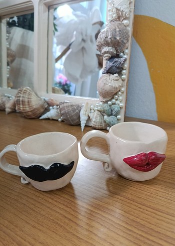 Bıyıklı ve Dudaklı Beyaz Seramik Fincanlar tekli fiyatidir - Görsel 3