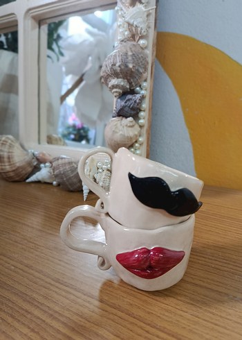 Bıyıklı ve Dudaklı Beyaz Seramik Fincanlar tekli fiyatidir - Görsel 2