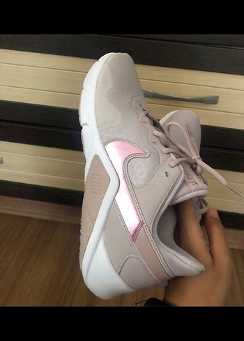 Nike Toz pembe Nike Bağcıklı Kadın Spor Ayakkabı