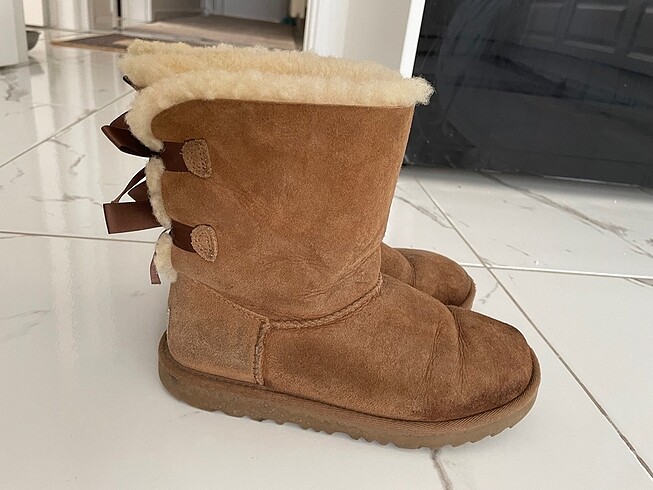 36 Beden Ugg bot