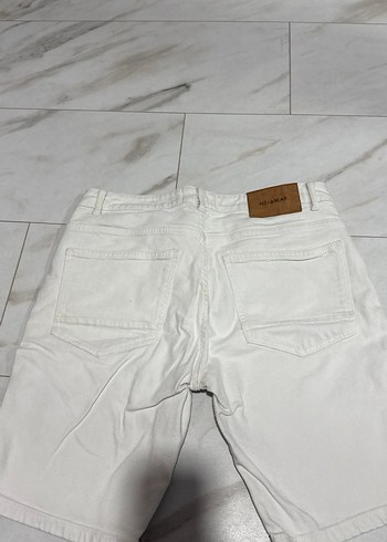 Beyaz Denim Midi Erkek Şort - Görsel 3