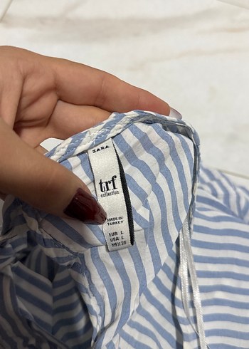 Mavi çizgili, kısa kollu, fırfırlı keten gömlek - Görsel 3
