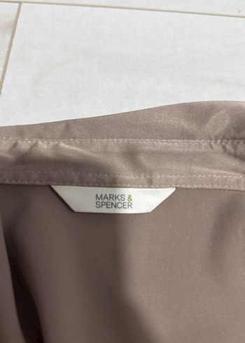 V Yaka Düğmeli Bej Kadın Gömlek - Görsel 2