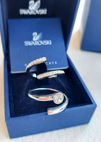 Swarovski 2 adet orjinal Kadın Yüzük