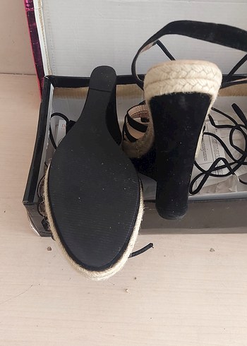 De Vip orjinal 40 numara Dolgu Topuklu Ayakkabı - Görsel 5