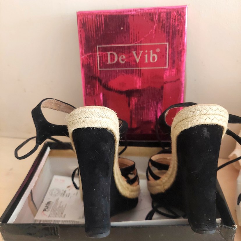 De Vip orjinal 40 numara Dolgu Topuklu Ayakkabı - Görsel 4