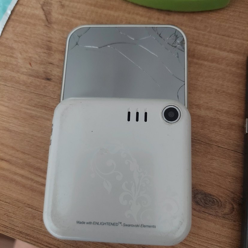 Samsung T-Mobile Gri Beyaz Telefon tuşlu - Görsel 3