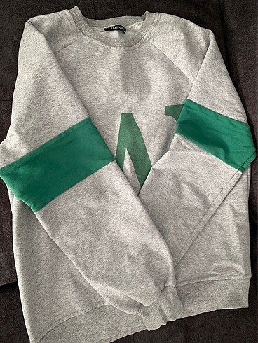 Zara Kadın Sweatshirt