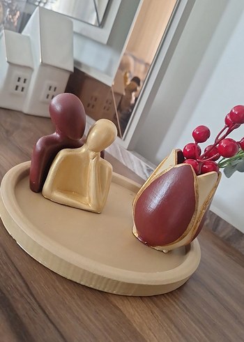 Kırmızı Kalp ve Mumluklu Figürin - Görsel 5