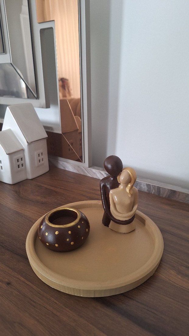 Kırmızı Kalp ve Mumluklu Figürin - Görsel 3