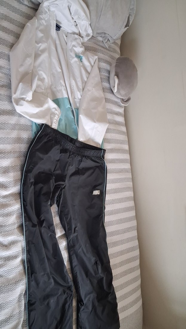 Kadın  Nike eşofman takımı - Görsel 3