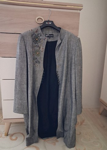 Nakışlı Gri Uzun ceket - Görsel 2