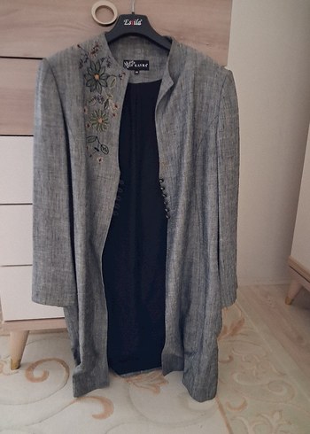 Nakışlı Gri Uzun ceket - Görsel 3