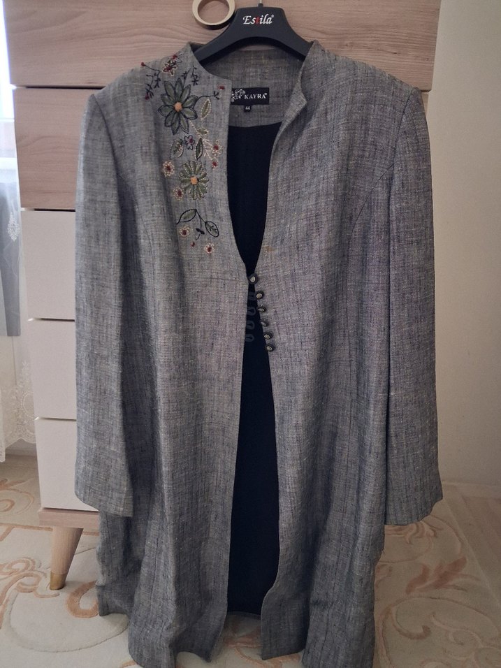 Nakışlı Gri Uzun ceket - Görsel 4