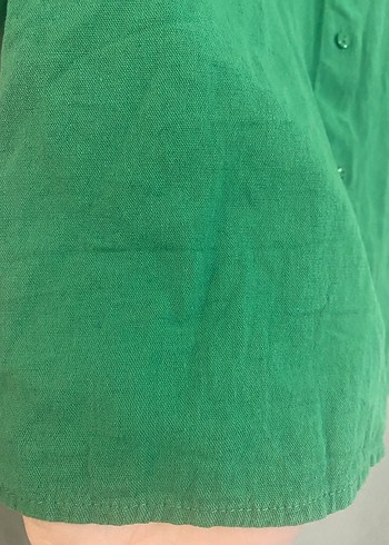 Düğmeli Kısa Kol Yeşil Keten Gömlek - Görsel 3