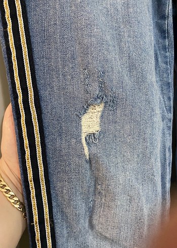 Zincir Detaylı Çizgili Mavi Kadın Kot Pantolon - Görsel 2