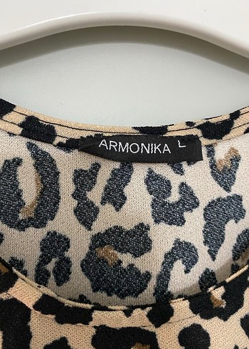 Kolsuz Leopar Desenli Uzun Elbise - Görsel 4