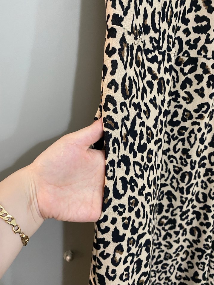 Kolsuz Leopar Desenli Uzun Elbise - Görsel 5