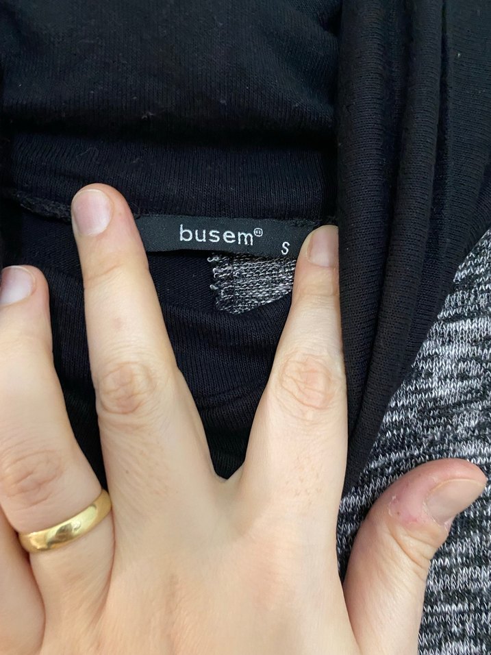 Yarım Balıkçı Yaka Siyah Desenli Uzun Tunik - Görsel 4