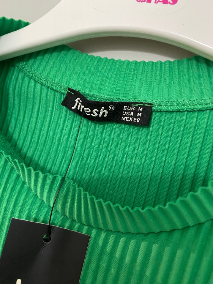 Yeşil Pilili Kısa Kollu Kadın Tişört - Görsel 2