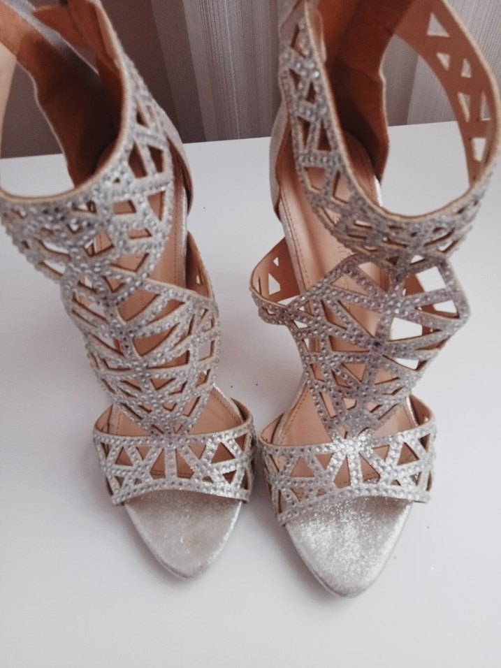 Bej Süet Yılan Desenli Topuklu Kadın Ayakkabı - Görsel 3