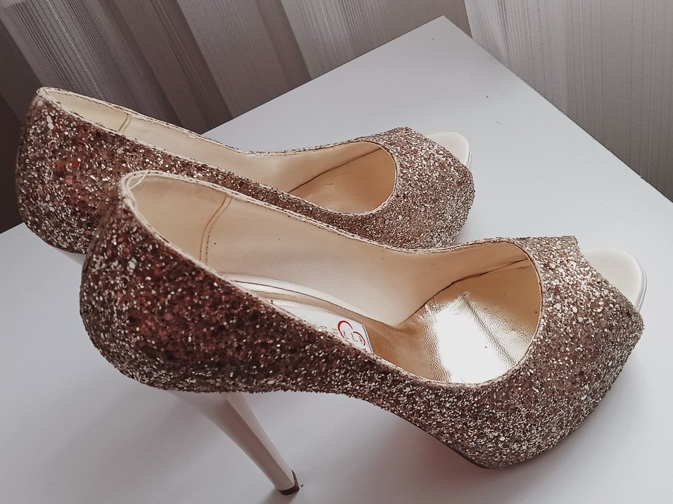 Bej Parlak Stiletto Topuklu Kadın Abiye Ayakkabı - Görsel 2