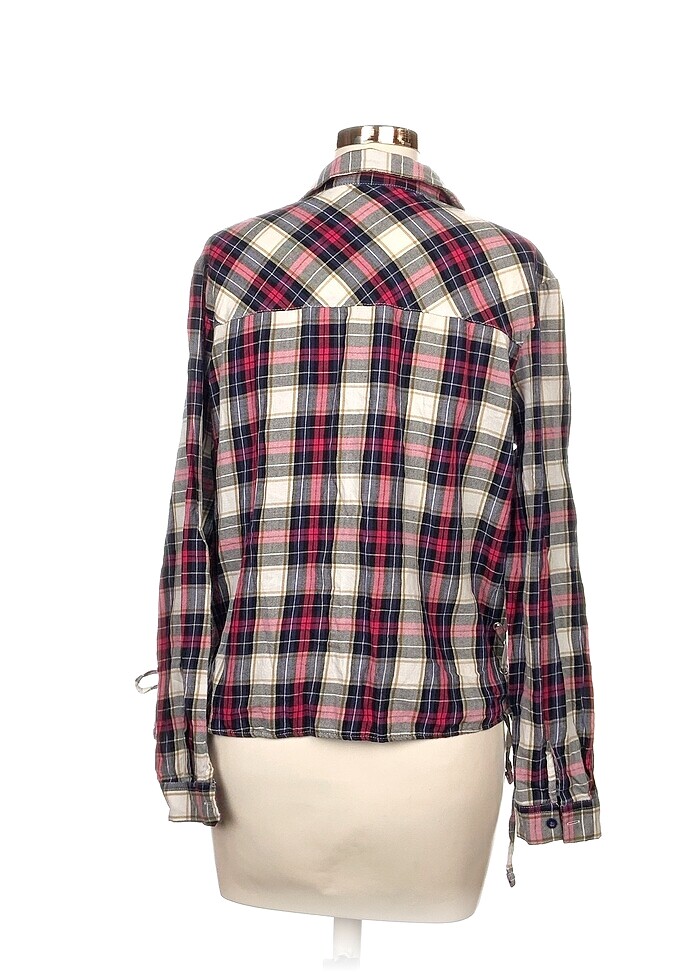 LC Waikiki Gömlek %70 İndirimli. - Görsel 3