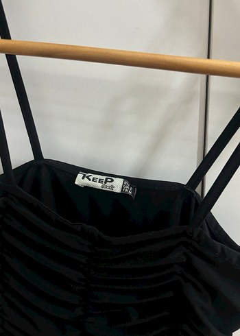 Kadın Siyah Büzgülü Askılı Mini Büstiyer - Görsel 5