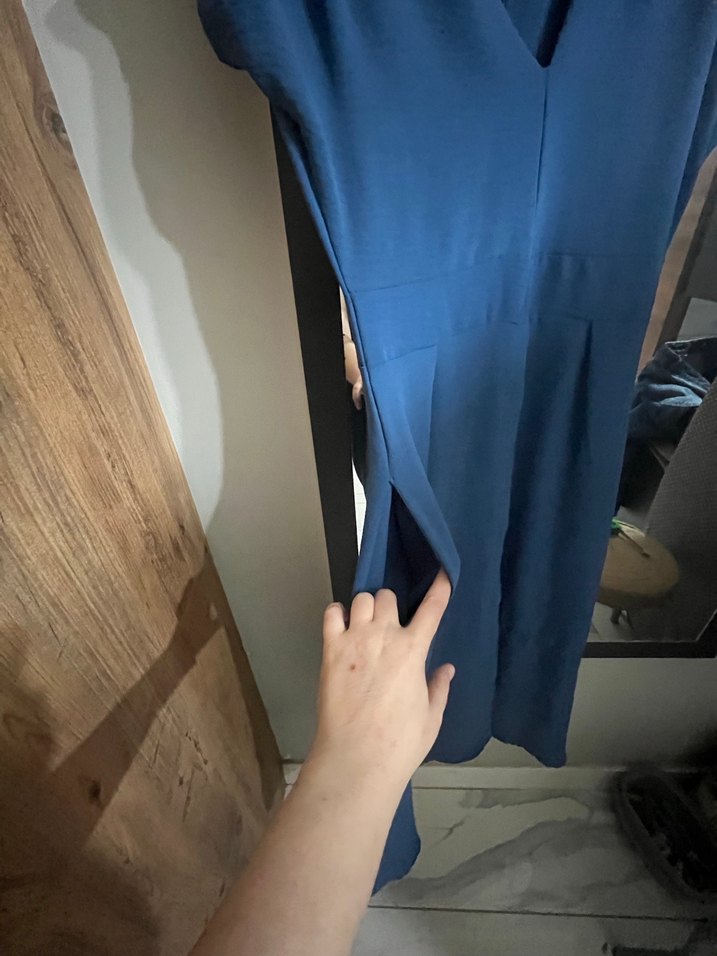 Lacivert V Yakalı Midi Uzun Elbise - Görsel 3