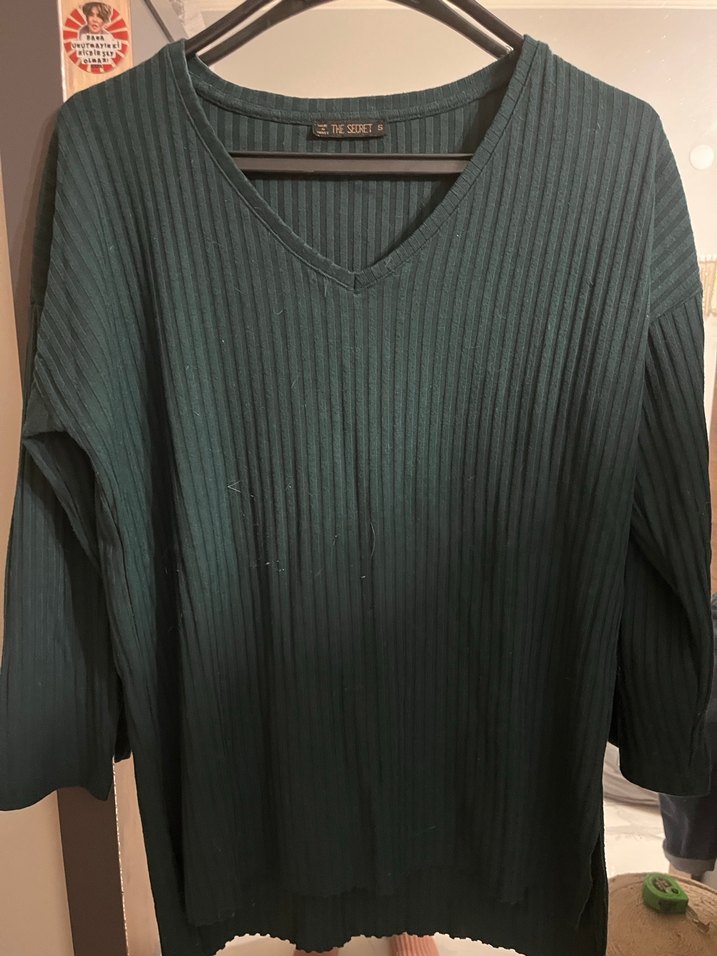 Haki  V Yaka Kadın Yün Kazak - Görsel 3