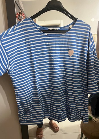 Mavi Çizgili Kadın Kısa Kollu Bluz - Görsel 2