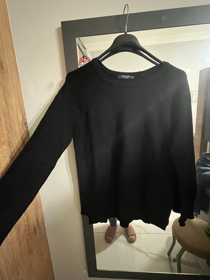 LCW Siyah Kadın Salaş Yün Kazak - Görsel 2