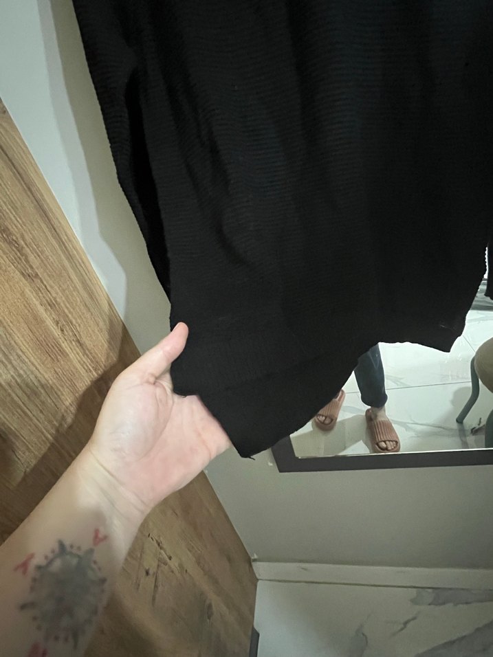 LCW Siyah Kadın Salaş Yün Kazak - Görsel 3