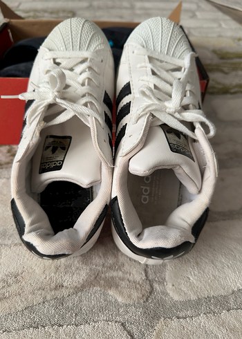 Kadın Beyaz Adidas Spor Ayakkabı - Görsel 2