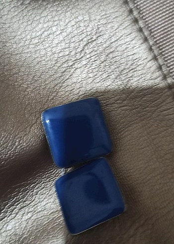 Kadın Mavi Mini Tokalı Küp Küpe