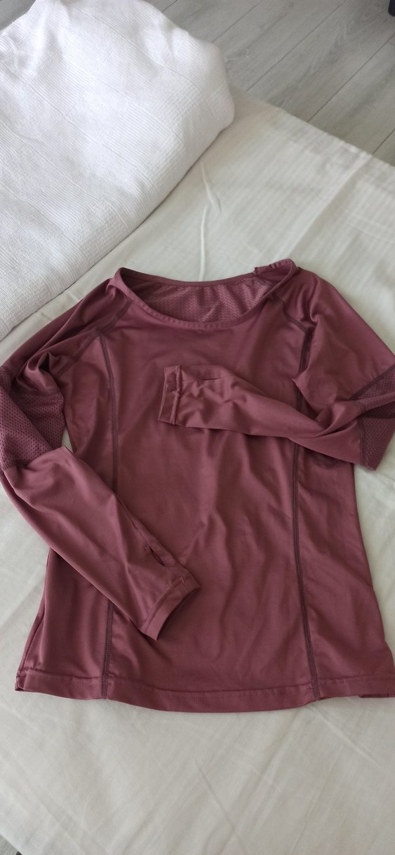 gülkurusu spor üst parmaktan geçirmeli yeni - Görsel 2