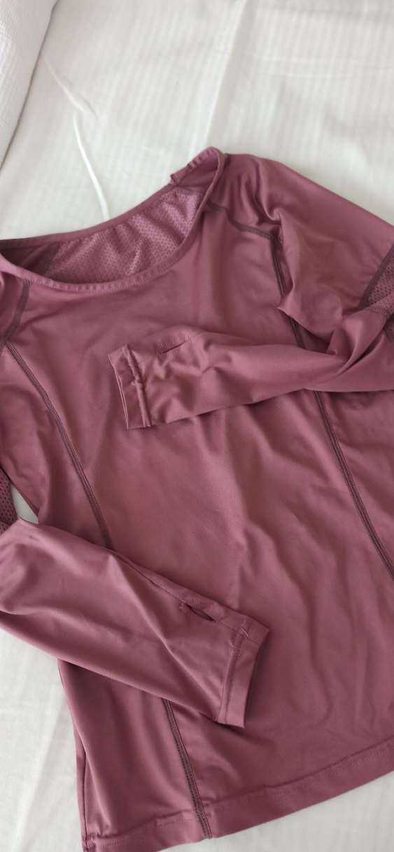 gülkurusu spor üst parmaktan geçirmeli yeni - Görsel 3