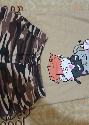 kedicik şortlu pijama takımı - Görsel 2
