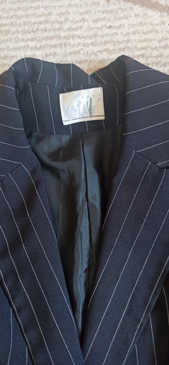 Düğmeli Siyah Çizgili Kadın Uzun Ceket yeni - Görsel 4